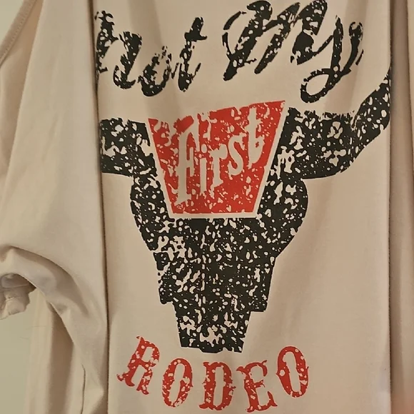 Women's Beige Graphic Tee - Not My First Rodeo - Picture 4 of 4